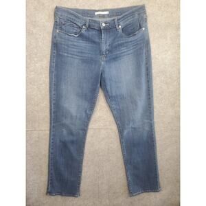 Women's Levi's Size 12 Classic Straight Jeans